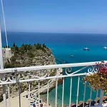 Pensión Bluemind 4*