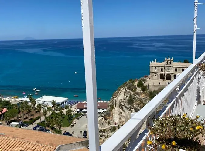 Pensjonat Bluemind Tropea